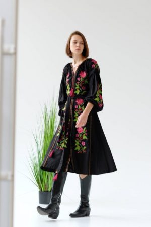 Купить Сукня UkrLook з вишивкою "Флора" L Чорна (1002005) и доставка по Украине