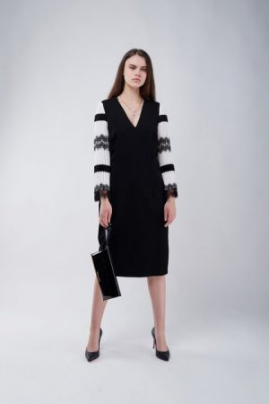 Купить Платье трикотаж с рукавом плиссе Cavalli Class 48 Черно-белый 22952 и доставка по Украине